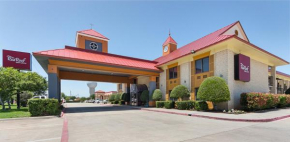  Red Roof Inn PLUS+ Dallas - Addison  Аддисон